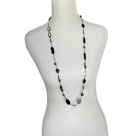 Silpada Retired N1796 DOWNTOWN Necklace with sterling silver and multiple stones - Picture 2 of 6